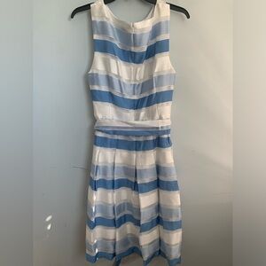 Sateen dress, calf length, comfortable fit. tie waist